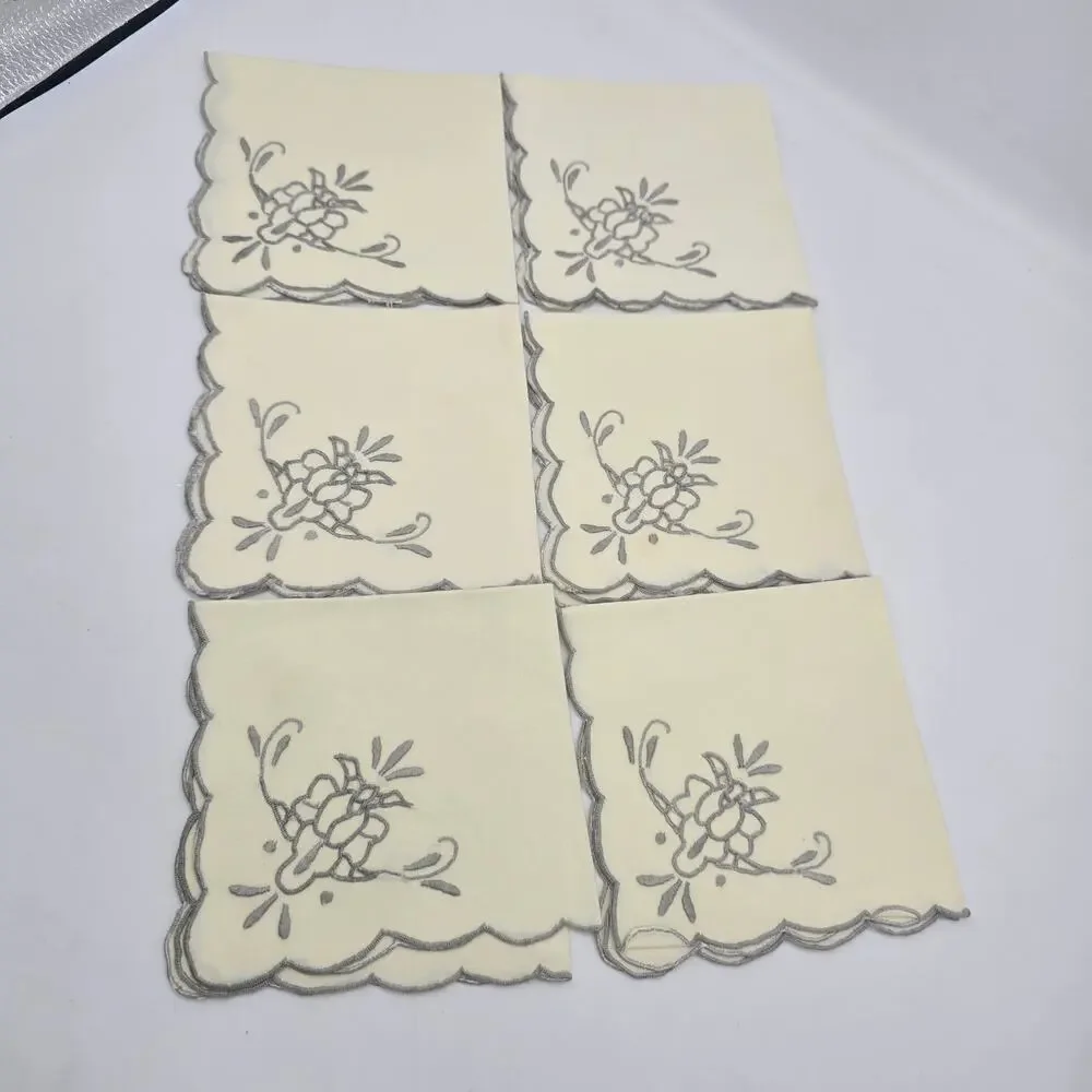 Vintage Embroidered Table Napkins Grandmacore Cottagecore Tea Party Ivory